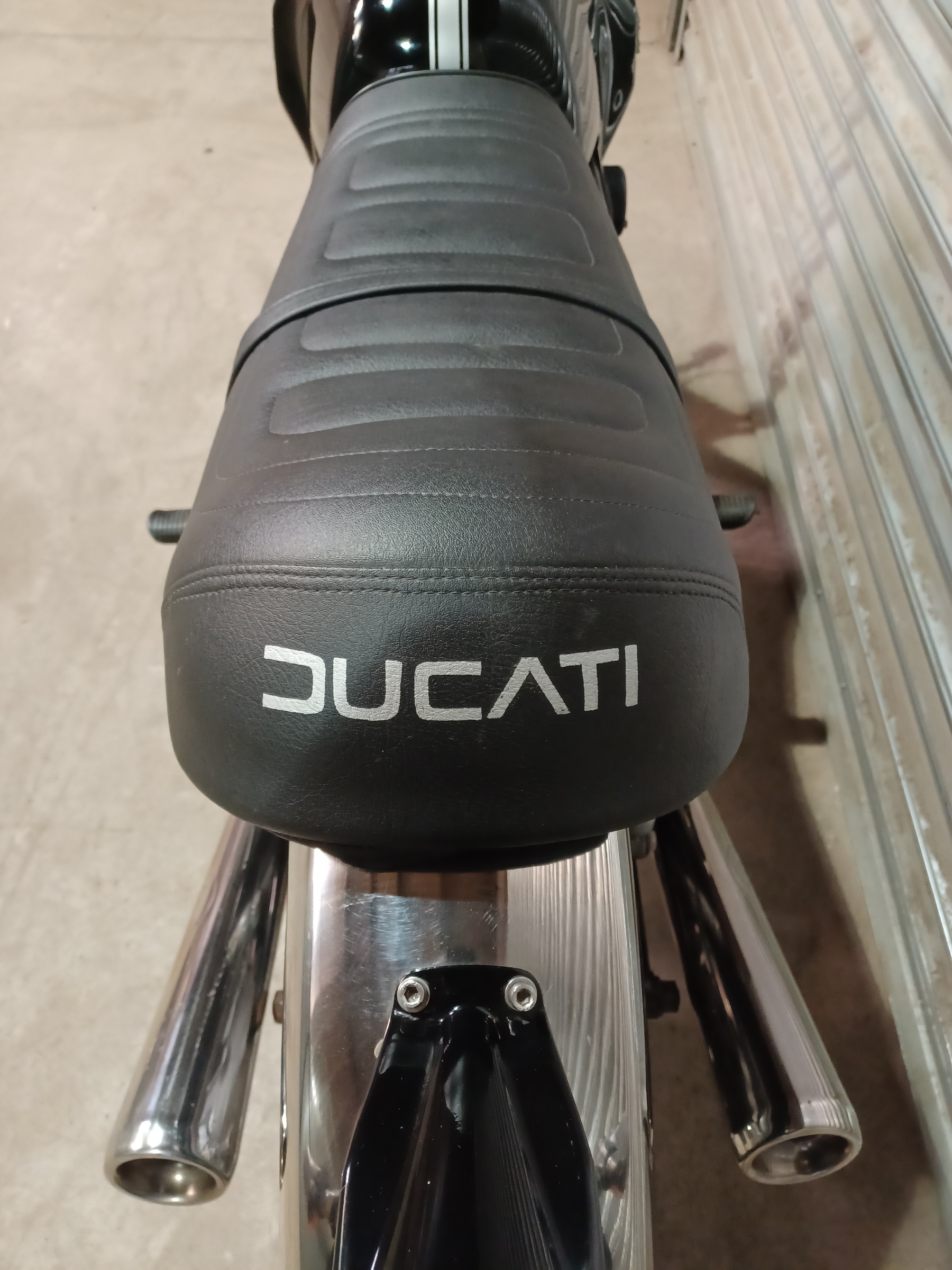 DUCATI 900 GTS ORIGINAL UK BIKE WITH V5C REGISTRATION DOCUMENT & PARTS - Image 13