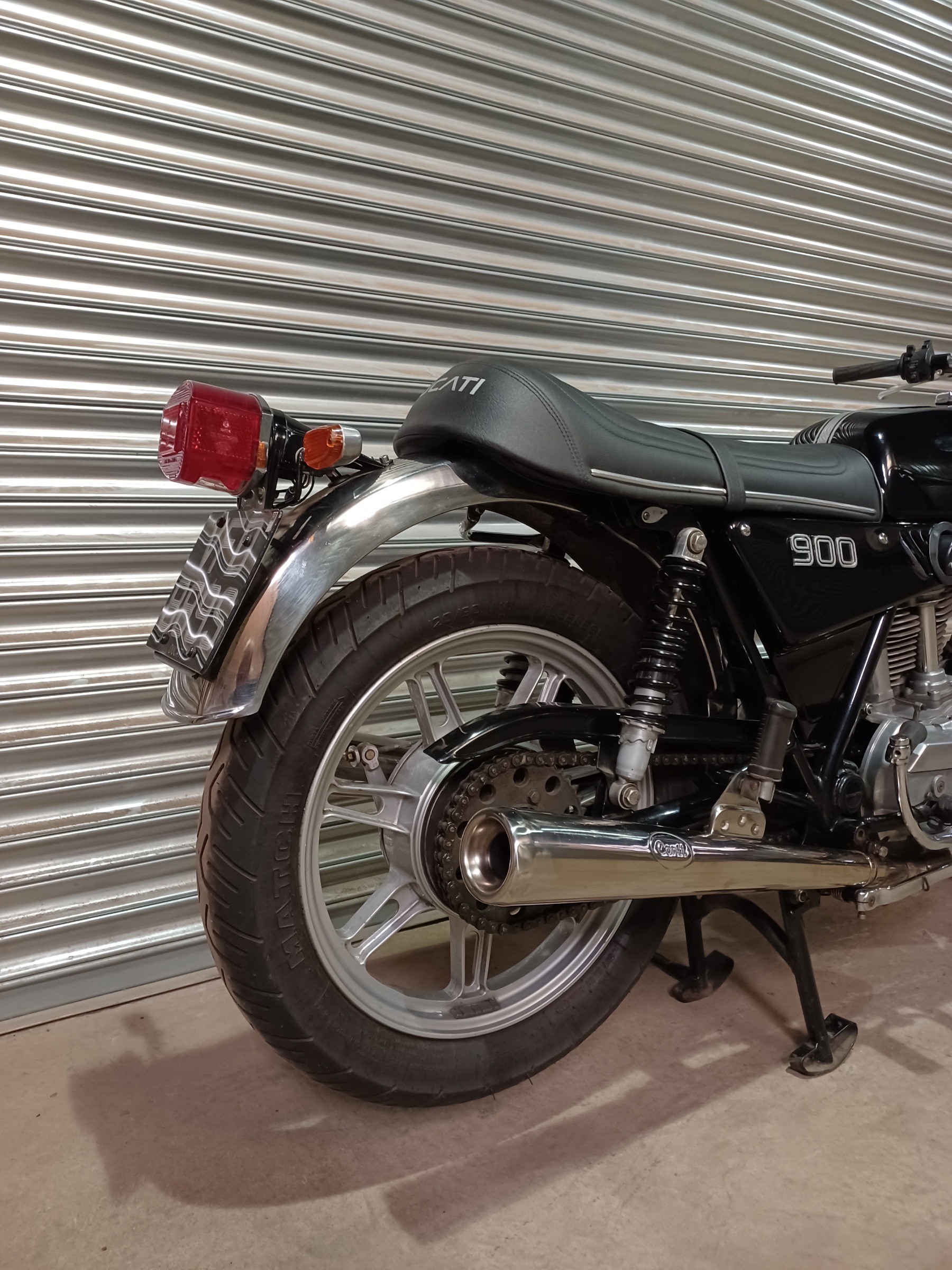 DUCATI 900 GTS ORIGINAL UK BIKE WITH V5C REGISTRATION DOCUMENT & PARTS - Image 11