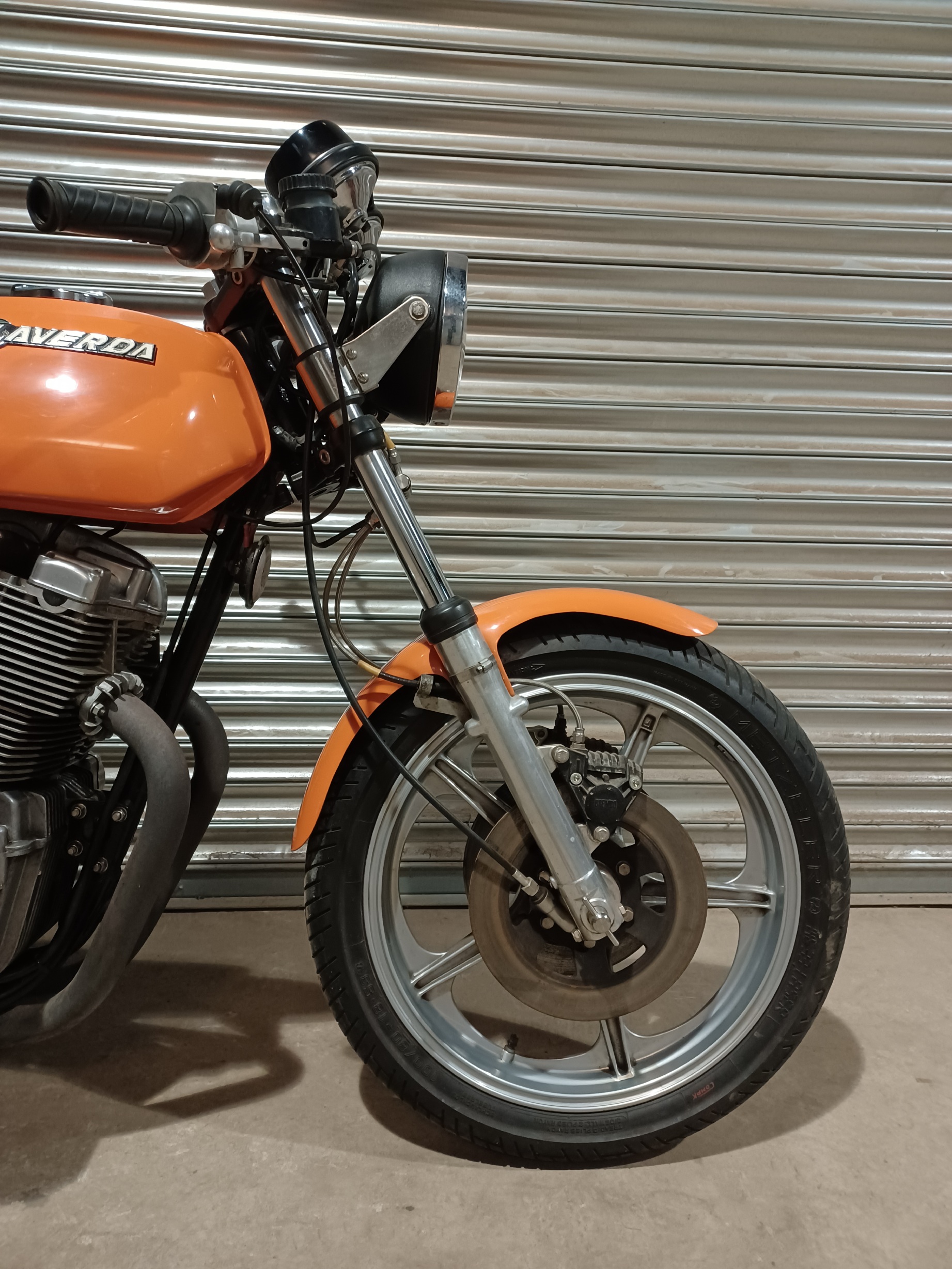 LAVERDA MONTJUIC MK1 500cc RARE BIKE WITH SLATER BROTHERS AUTHENTIFICATION - Image 4