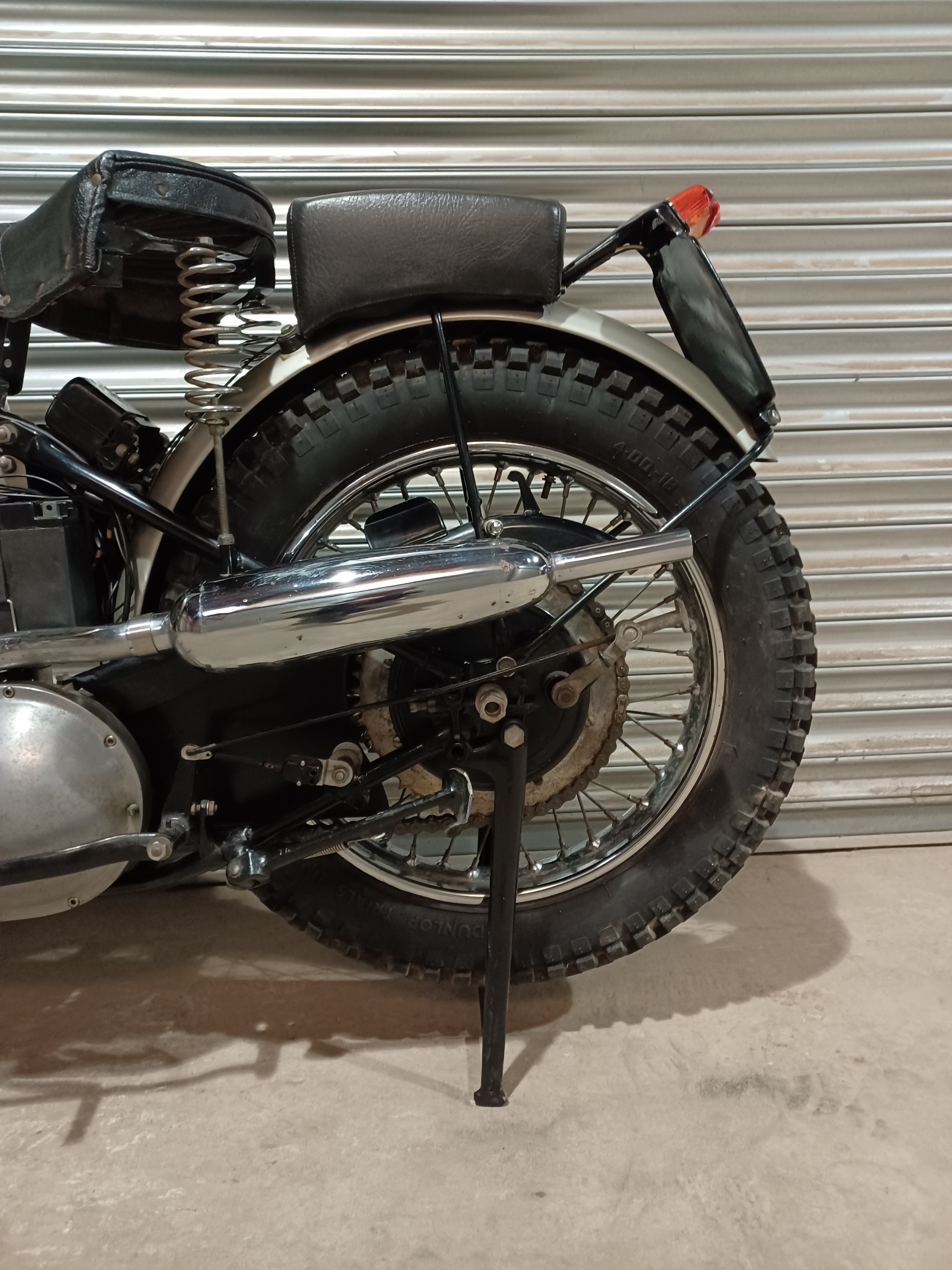 TRIUMPH TR5 TROPHY 500cc 1947 PRE-PRODUCTION / EXPERIMENTAL / DEVELOPMENT BIKE WITH V5C & PROVENANCE - Image 8