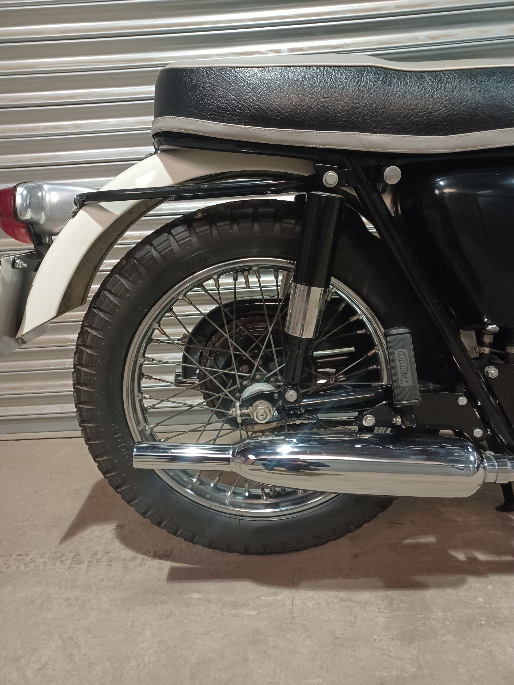 TRIUMPH TROPHY TR6SR 650cc RARE CLASSIC TROPHY WITH MATCHING NUMBERS & V5C - Image 7
