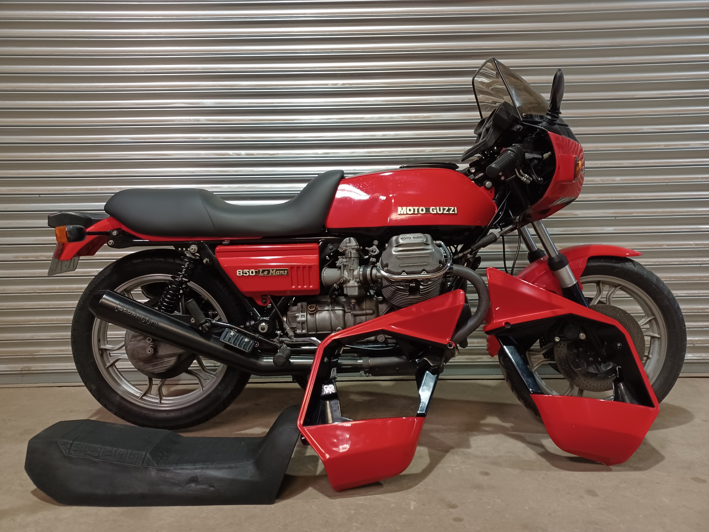 MOTO GUZZI LE MANS MK11 850cc ORIGINAL UK BIKE WITH COMPREHENSIVE HISTORY FILE & V5C - Image 2