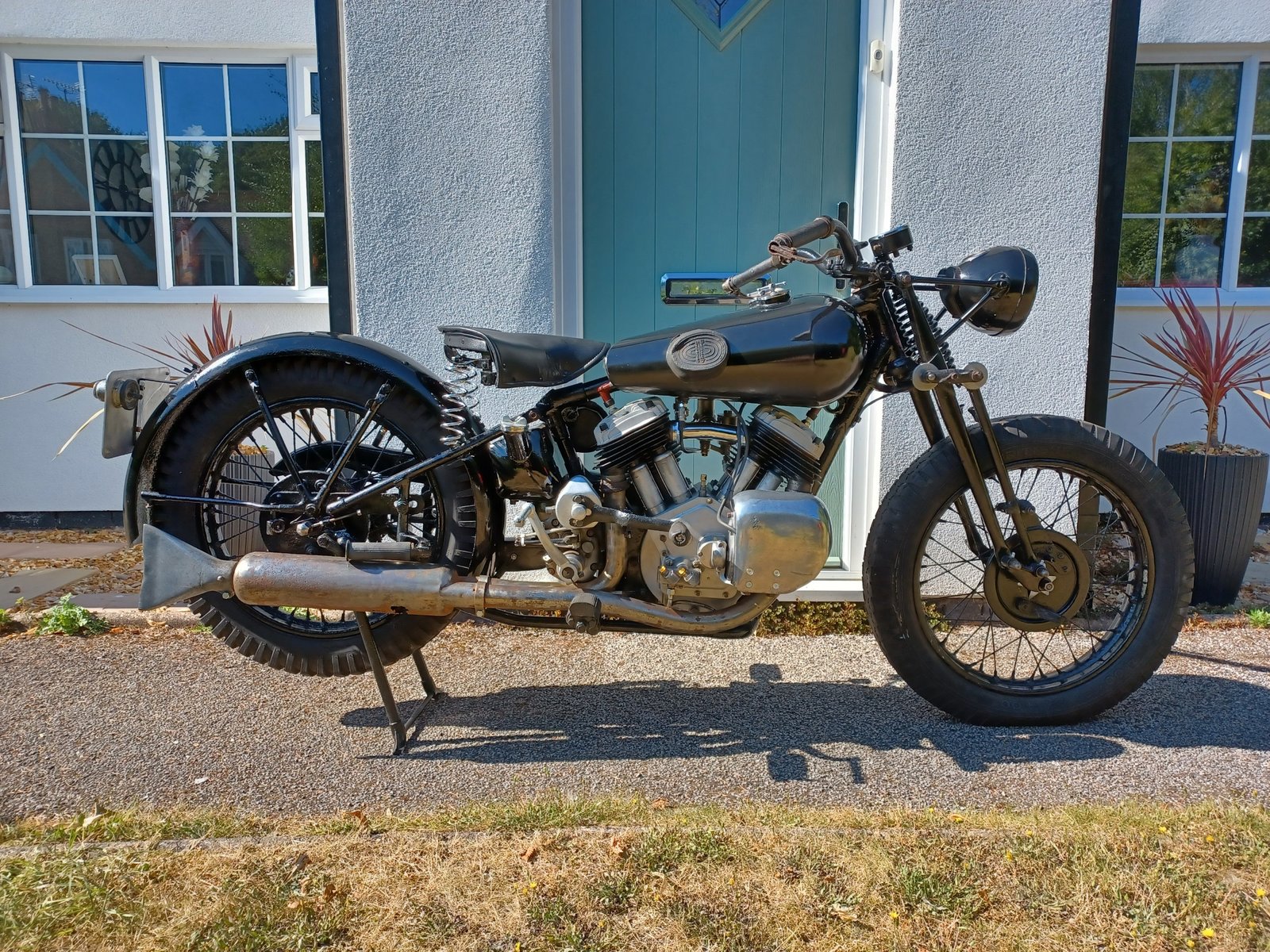 BROUGH SUPERIOR 11-50 PART RESTORED PROJECT WITH PROFESSIONAL FULL ENGINE REBUILD (POA)