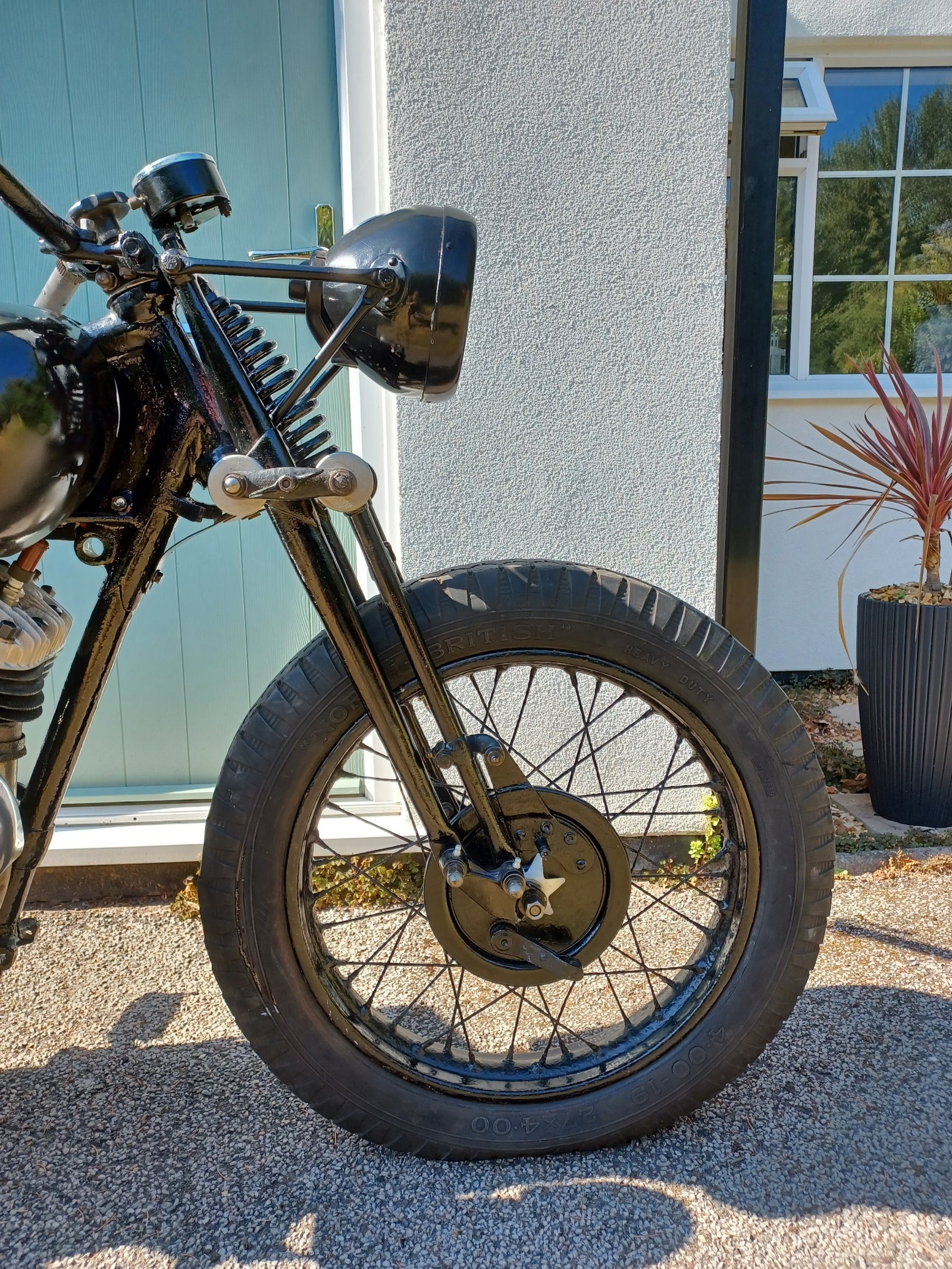 BROUGH SUPERIOR 11-50 PART RESTORED PROJECT WITH PROFESSIONAL FULL ENGINE REBUILD (POA) - Image 3