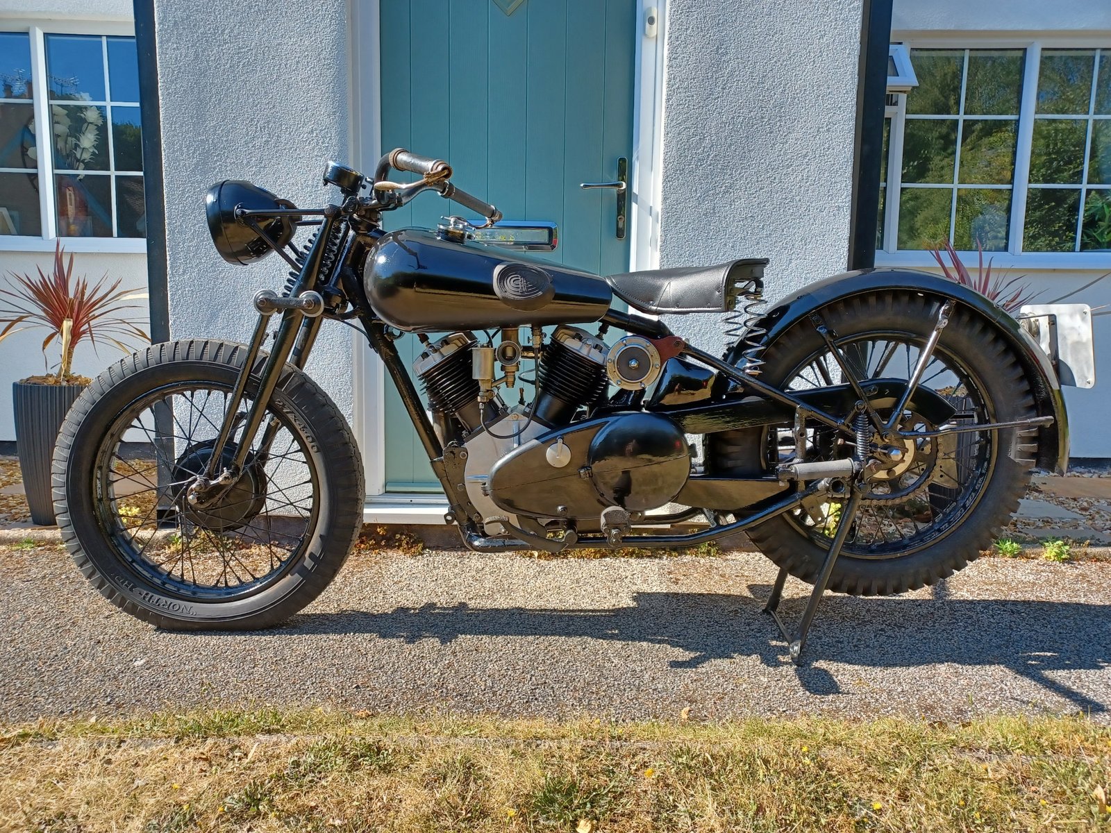 BROUGH SUPERIOR 11-50 PART RESTORED PROJECT WITH PROFESSIONAL FULL ENGINE REBUILD (POA) - Image 2
