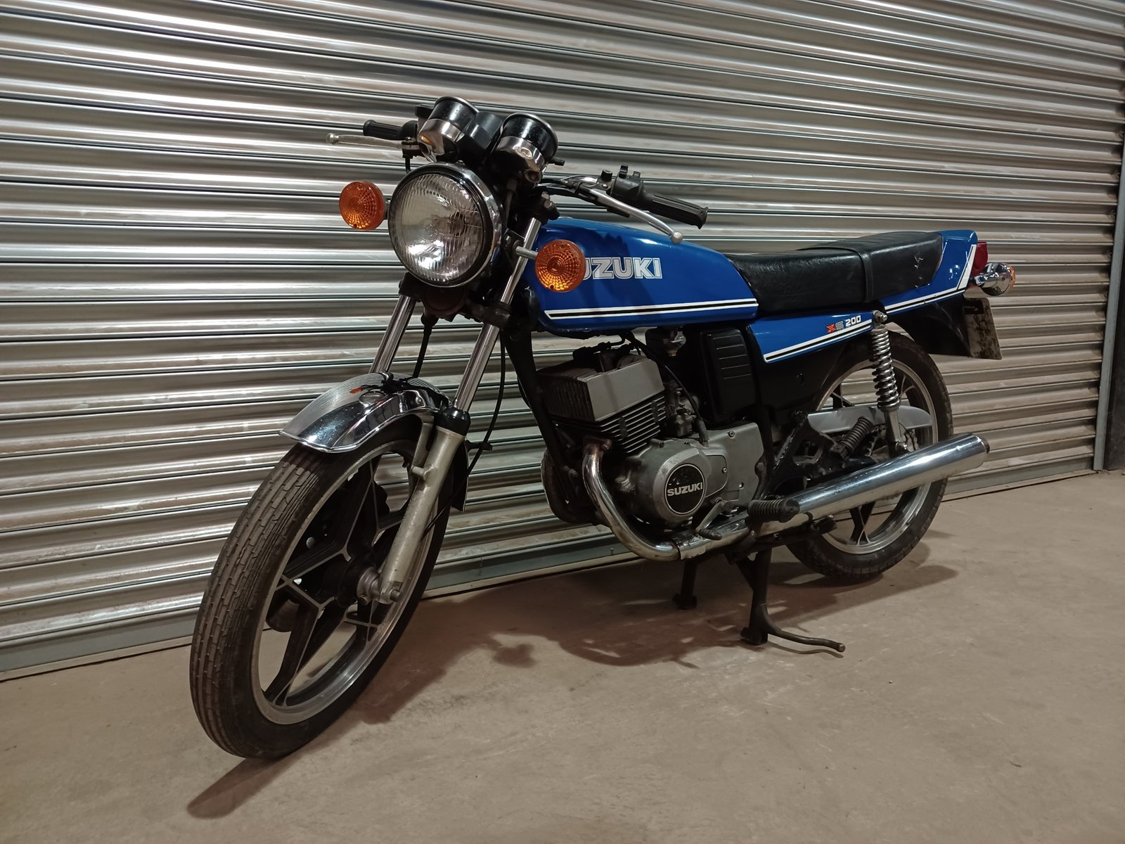 SUZUKI X5 200 STANDARD ORIGINAL CONDITION ELECTRIC START WITH V5C & LOW MILES - Image 2