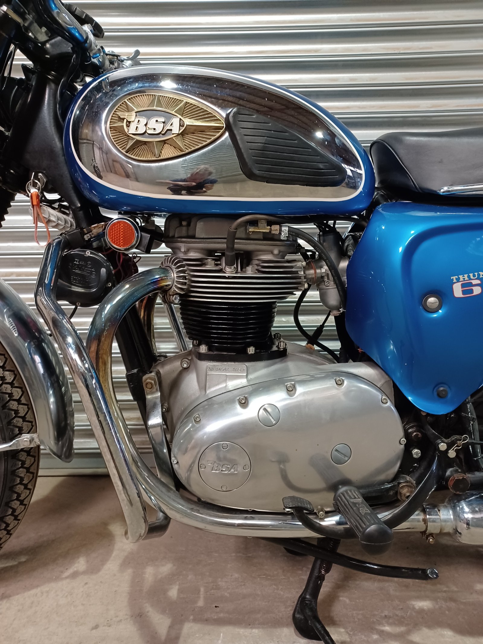 BSA A65 THUNDERBOLT 650cc RESTORED INCLUDING FULL SRM ENGINE REBUILD STUNNING MACHINE - Image 6